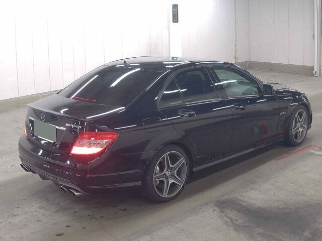 
								C63 AMG full									
