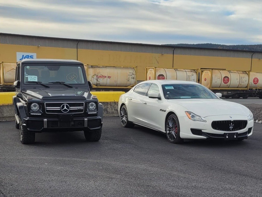 Mercedes G Class and Maserati Quattroporte from Japan to Norway