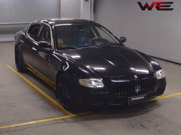 MASERATI &Acirc; QUATTROPORTE&Acirc; BASE GRADE