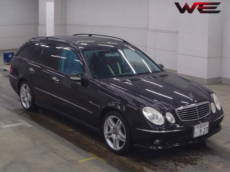 MERCEDES BENZ &Acirc; E-CLASS STATIONWAGON 4WD&Acirc; E350 4MATIC STATIONWAGON AVANTGARDE