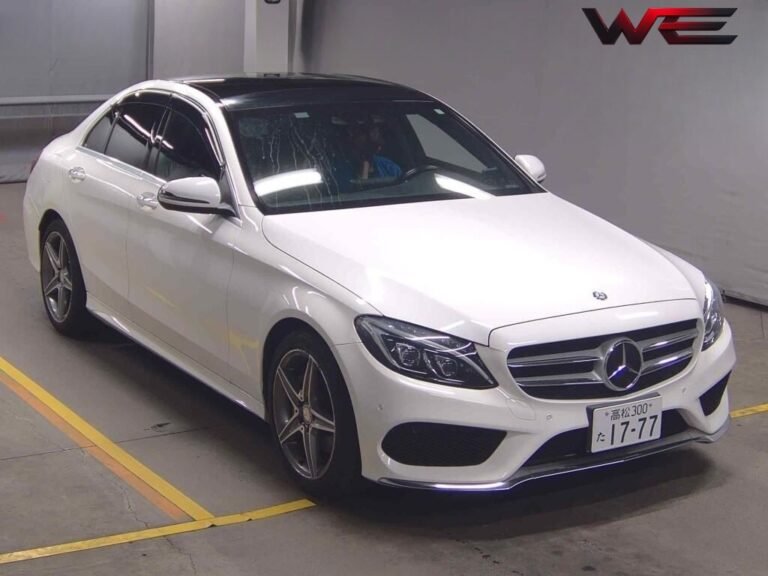 MERCEDES BENZ &Acirc; C-CLASS 4D&Acirc; C200 SPORTS EDITION (LEATHER VERSION)