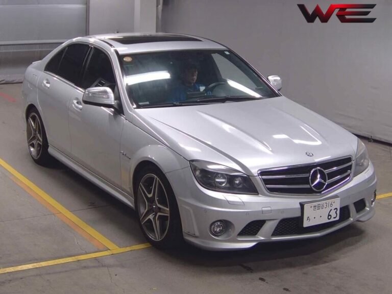 MERCEDES BENZ &Acirc; C-CLASS 4D&Acirc; C63 AMG