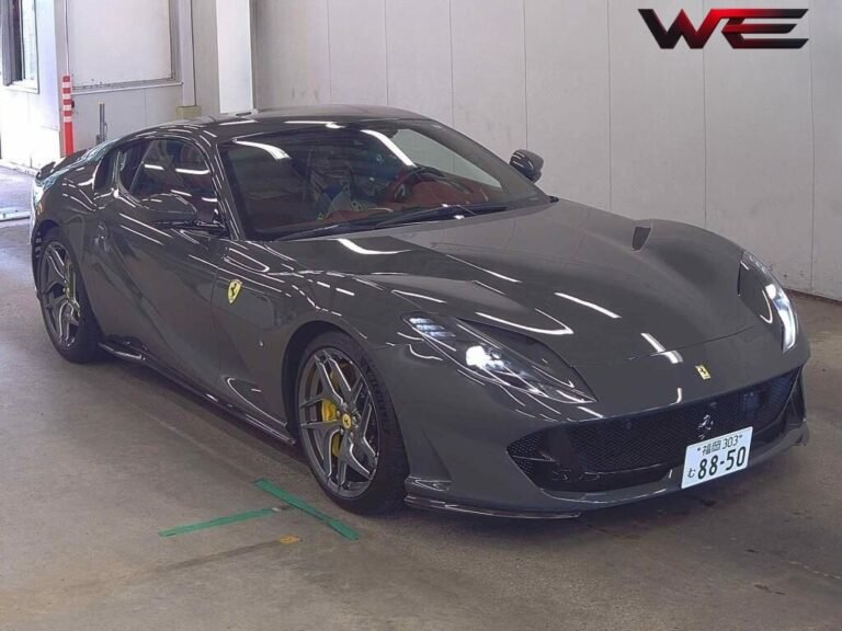FERRARI Â 812SUPERFASTÂ BASE GRADE