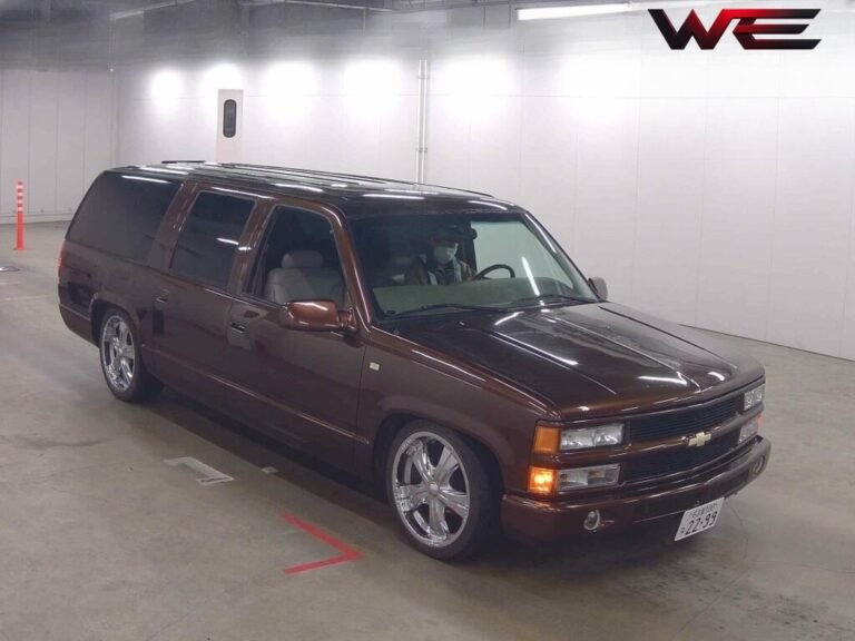 CHEVROLET &Acirc; SUBURBAN