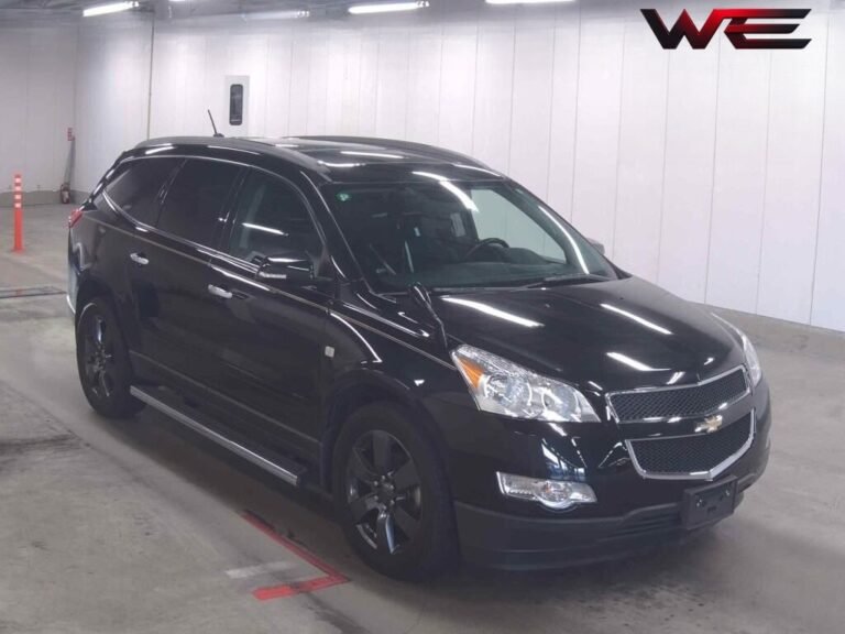 CHEVROLET &Acirc; TRAVERSE 4WD&Acirc; LT MIDNIGHT VERSION