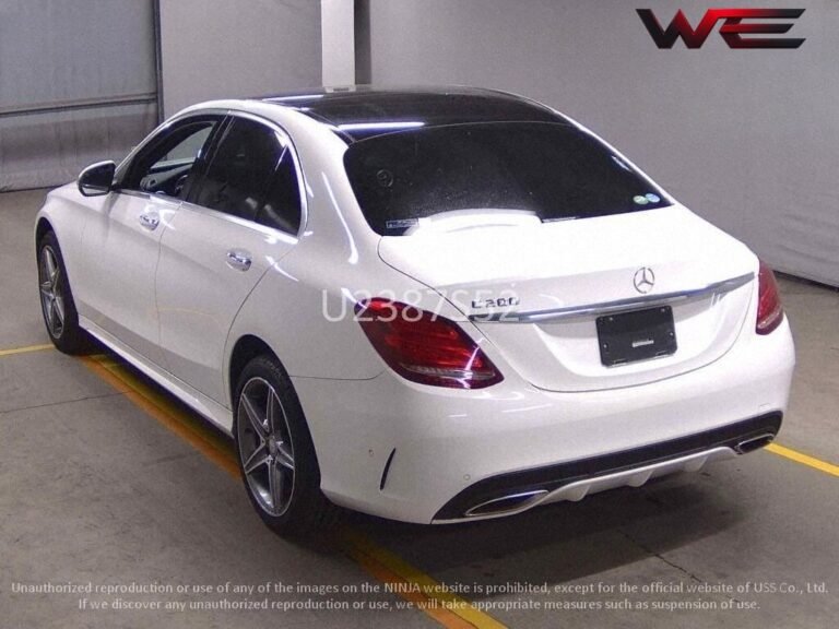 MERCEDES BENZ &Acirc; C-CLASS 4D&Acirc; C200 SPORTS EDITION (LEATHER VERSION)