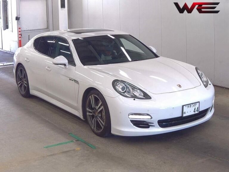 PORSCHE &Acirc; PANAMERA 5D&Acirc; S HYBRID SPORT CHRONO PACKAGE