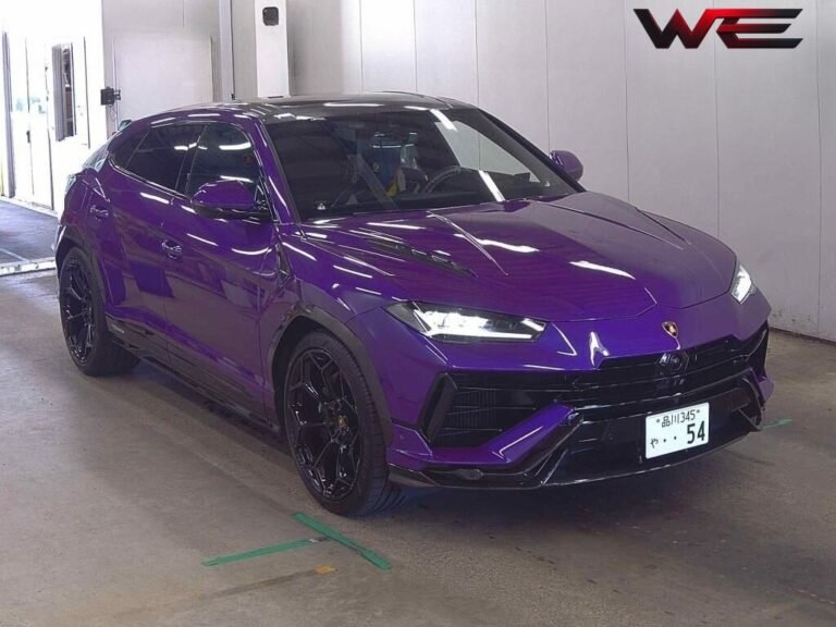 LAMBORGHINI &Acirc; URUS 4WD&Acirc; PERFORMANTE
